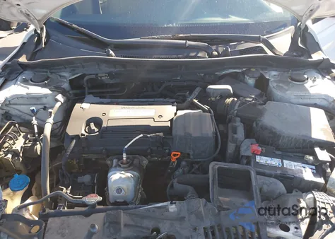 2016 Honda Accord Lx z USA, uszkodzony, nr VIN 1HGCR2F33GA027246